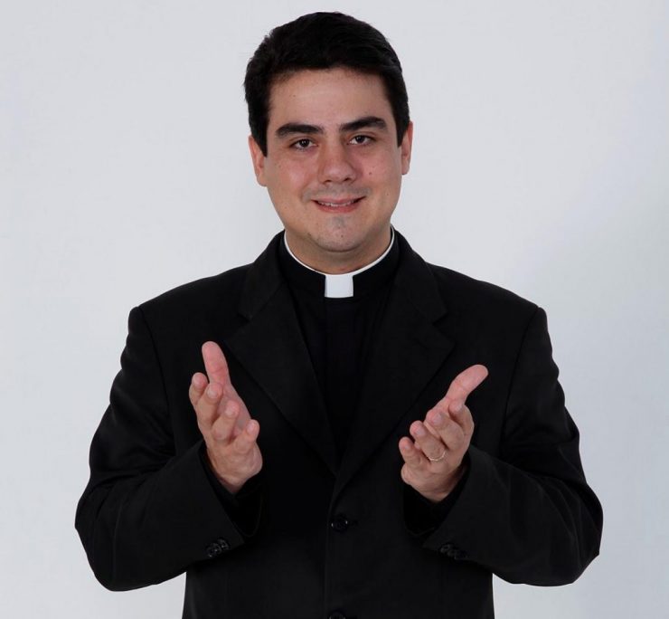 Caso Padre Robson: confira pronunciamento do sacerdote na íntegra ...