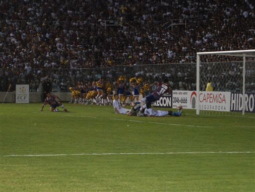 assisinho gol 3x1