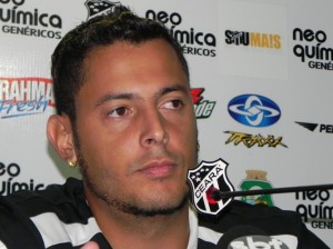 Fernando Henrique vive ótima fase (Foto: Cearasc;com/Divulgação)