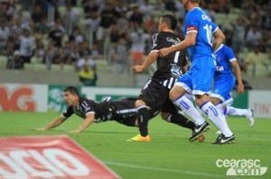 Mota voltou a ser decisivo no momento certo (Foto: Cearasc.com/Divulgação)