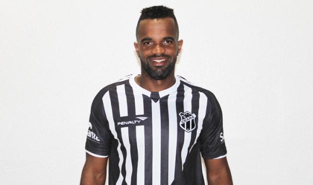 Tadeu é mais um atacante que chega para o Vozão (Foto: Cearasc.com/Divulgação)