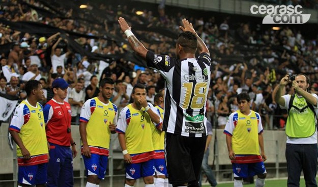 Bill foi "o cara" do jogo (Foto: Cearascom/Divulgação)