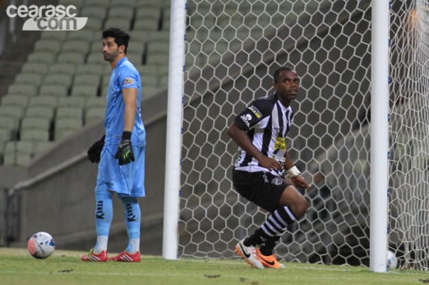Tadeu fez o gol da vitória (Foto: Cearasc.com/Divulgação)