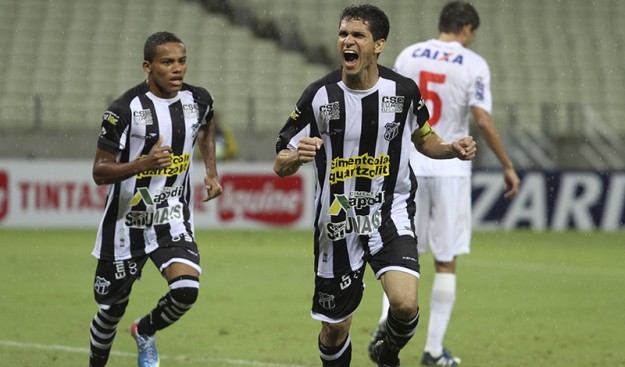 Magno Alves voltou a ser decisivo para o Vozão (Foto: Cearasc.com/Divulgação)