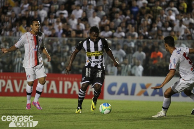 Assim como o time, Nikão até que foi bem, mas... (Foto: Cearasc.com/Divulgação)
