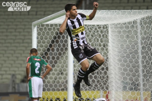 Magno Alves só não fez chover no jogo (Foto: Cearasc.com/Divulgação)