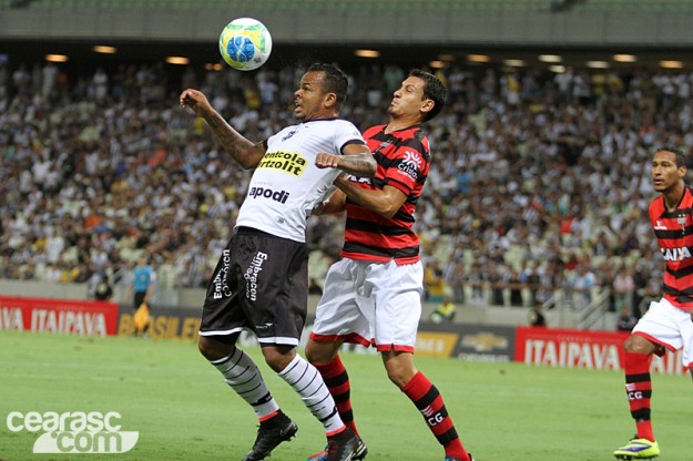 Bill desperdiçou as melhores oportunidades de gol na partida (Foto: Cearasc.com/Divulgação)