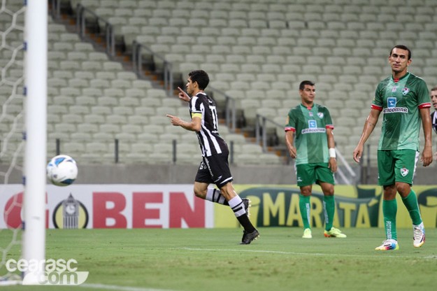 Magno Alves voltou a marcar após alguns jogos de jejum (Foto: Christian Alekson/CearaSC.com)