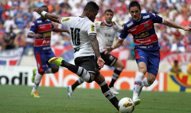Marinho lutou muito e honrou o manto alvinegro (Foto: Christian Alekson/CearaSC.com)