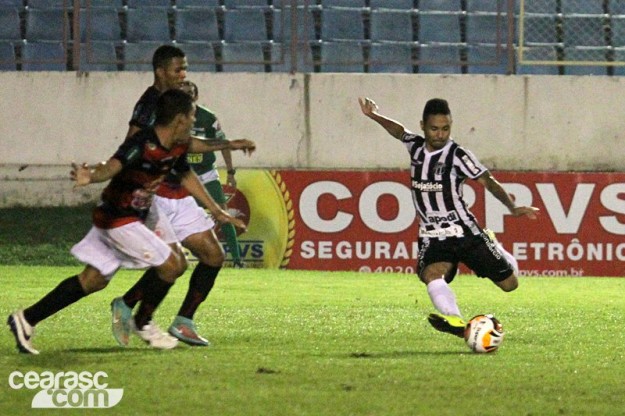 Cametá marcou seu primeiro gol com a camisa do Vozão (Foto: Rafael Barros/CearaSC.com)