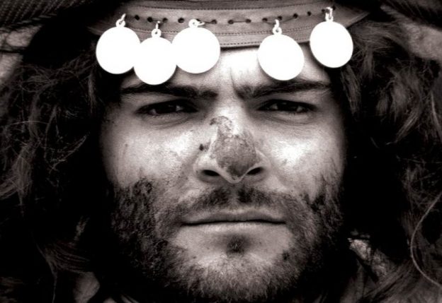 Cena de "Deus e o Diabo na Terra do Sol" (1964), de Glauber Rocha