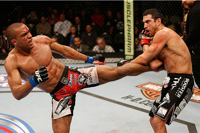 Barboza emplacou mais uma vitória entre os pesos-leves. Foto: UFC/Divulgação