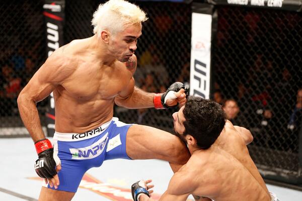 Momento do nocaute de Pepey. FOTO: DIVULGAÇÃO / UFC