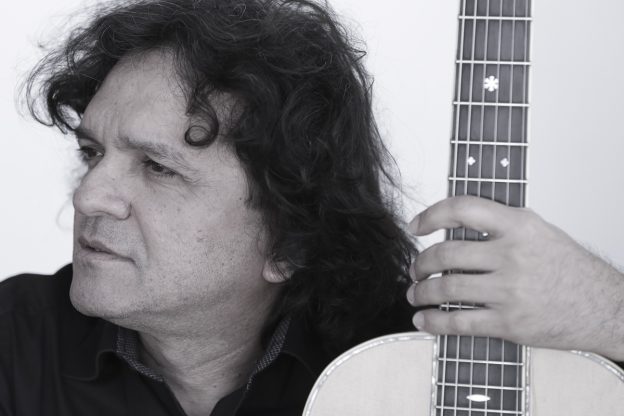 ceara-jazz-series-tributo-a-django-violonista-marcos-maia