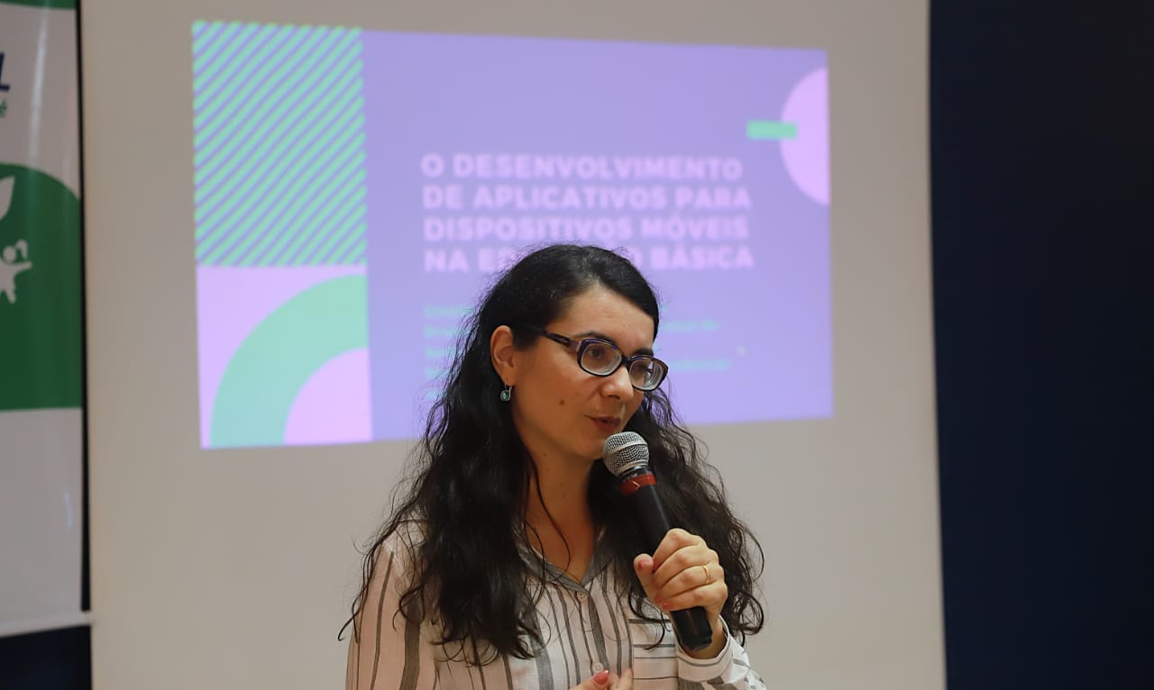 Giselle Araújo e a Tecnologia Educacional