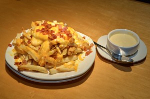 Aussie Cheese Fries (2)