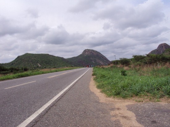A Rodovia do Algodão e seus monólitos