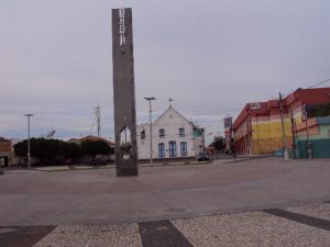 Marco mostrando que Quixeramobim é o centro geográfico do Ceará