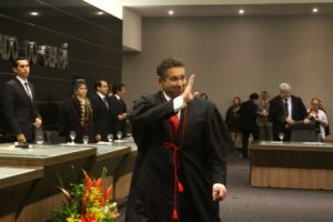 Domingos Filho encontra-se com Celso de Melo para discutir constitucionalidade da extinção do TCM (Foto: Mauri Melo/O POVO)