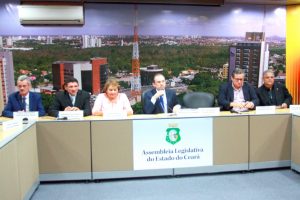 Reunião debateu crise hídrica e transposição (Foto: Divulgação)