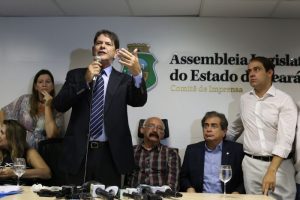Metade das cotas da empresa que tocava obra são do ex-governador Cid Gomes (Foto: Fabio Lima/O POVO)