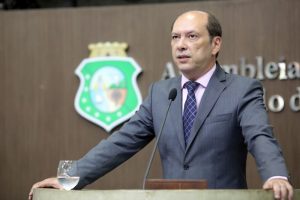 Esta é a segunda vez que Ivo Gomes critica governo Camilo